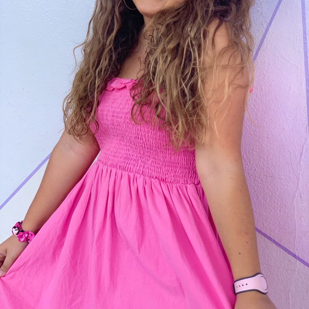 Pink dress - Picture 2 of 3